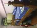 政府组屋房有一个上铺床位，找男搭客一名，可报地址