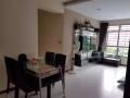新的5年HDB 3+1!80E Woodlands Crescent。装修美观。