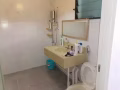 步行三分鐘到油池地鐵站