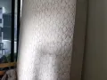 搬家转让一个双人床垫子 只要20  一套单人套床 是两个套在一起放 只占一个空间