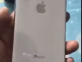 接近全新iPhone X便宜賣。
