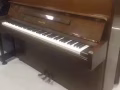 便宜出售 YAMAHA钢琴，黑色，保养好，电话98715256