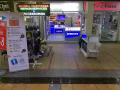 黄格出租 红线 大巴窑地铁一出来就是 人潮很旺 大巴窑中心 Toa payoh
