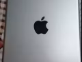 本人要换手机，出售一个在新加坡刚刚买2个月的ipadmini5