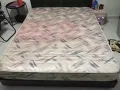 本人有一张双人床垫 80 还新的