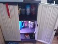 组装柜子