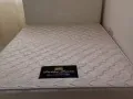 9成新双人床＋垫子，$150