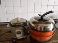 九成新电饭煲，双层蒸锅转让