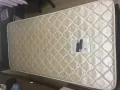 单人弹簧床垫