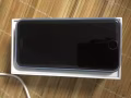 苹果手机 SE 2020 4.7寸第二代 64G 99新 450新币