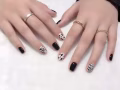 Coco 美甲