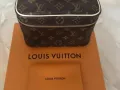 Lv中号全新化妆包