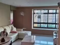 乾淨舒適普通房出租，限女性。（家有女傭會打掃）