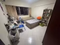 武吉班讓Pending Road LRT旁男搭房