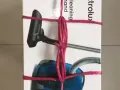 全新的Electrolux吸尘器，没有打开过的哦[调皮]原价$89，现价$80，