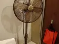 8成新落地扇