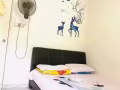 美世界地铁站附近主人房出租