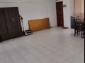 淡滨尼地铁站附近有主人房三人间（独立床）女孩床位出租。干净整洁清静。合法人数。
