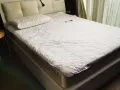 双人床Queen size带床垫和抽屉