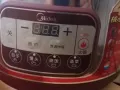 美的牌电蒸锅（多功能）
