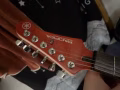 雅马哈电吉他