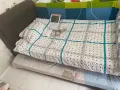 8成新亲子皮床，可拉出使用也可合并成一个king size 床。原价1000+新
