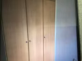 榜鹅组屋大牌102B出租普通房，2分钟到轻轨站。