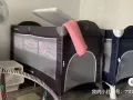 全新婴儿床