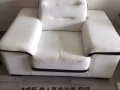 真皮單人沙發$30,八成新，海軍部自取