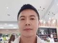 男按摩师