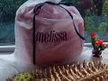Melissa 爱心包