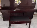 旧钢琴低价出售