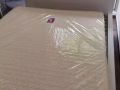 全新双人床，床点