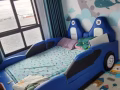 出儿童床