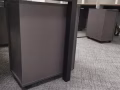 安装家具，贴墙纸，墙布。