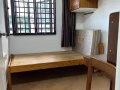 中峇魯地鐵站旁，有一小單間出租