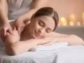 聘请女按摩师