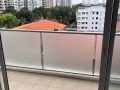 马路对面就是Paya lebar地铁站，全景飘窗普通房出租