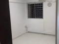 马西岭大牌24    新装修的房子。 有男女床位出租， 可报本屋制造业地址    楼下巴士站，交通便利，房屋整洁，不和房