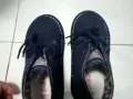 儿童鞋子蓝色
