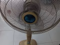 转让三凌二手16寸大风扇转速度快操作系统正常有需要请到裕廊西大牌472裕廊西自取