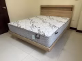 舒达（Serta）双人床垫