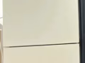 BOSCH冰箱，九成新，有保护壳，300新，自取