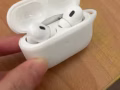 出售 airpodspro2  一枚， 用过一周，入耳式自己用不了，270 出