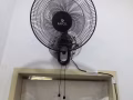但那美拉地铁站有一台新的墙壁电风扇，给你送货到你的地铁站$25元