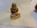 佛牌換殼，清洗乾淨，貼24k真金，歡迎詢問