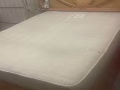 双人床