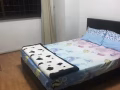 海军部三巴旺地铁站旁边有主人房，普通房出租，可以日租，短租，钟点