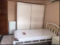 男性搭房出租，房间只住2人，靠近三巴旺地鉄站。 无中介费! 可报地址!