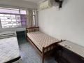 男搭房，3人间，单人床位450，服务业本屋地址，欢迎中介送人,有茶水费.